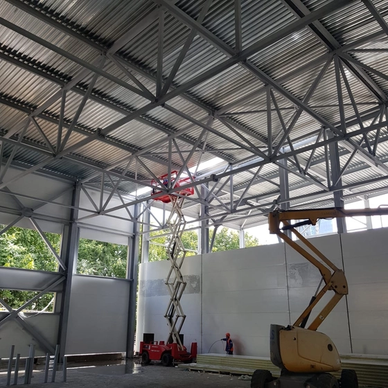 EVRAZ STEEL BOX и ПЕНОПЛЭКС совместно создают кровельную систему со стальным фальцем